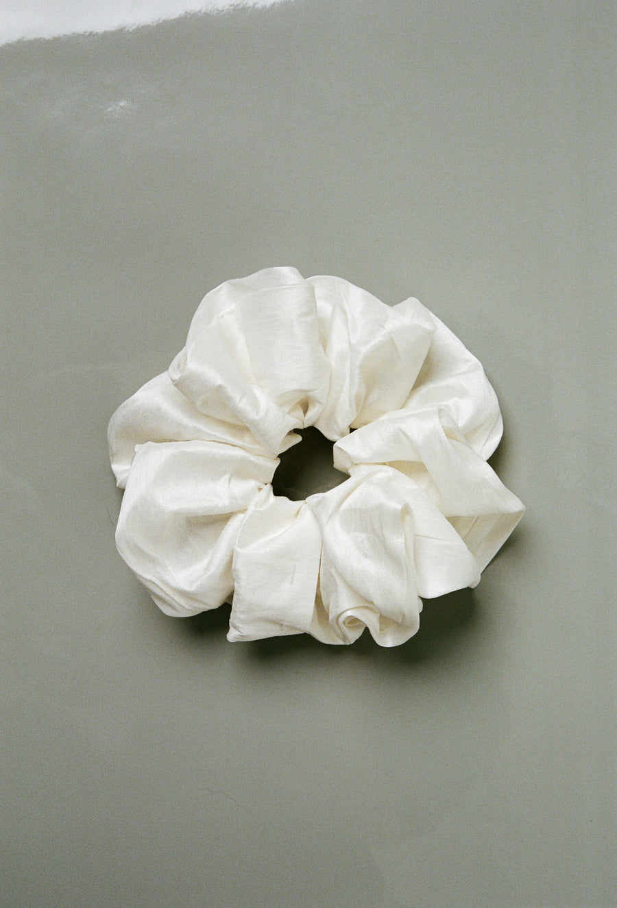 Scrunchie White Poof